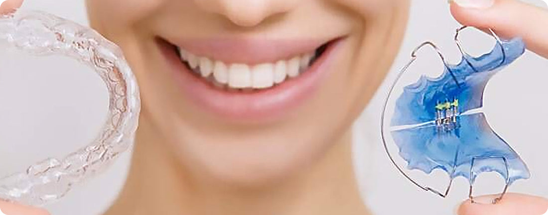 Which Retainers Should You Buy Online: Fixed or Removable?