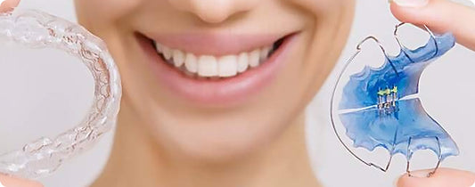 Which Retainers Should You Buy Online: Fixed or Removable?